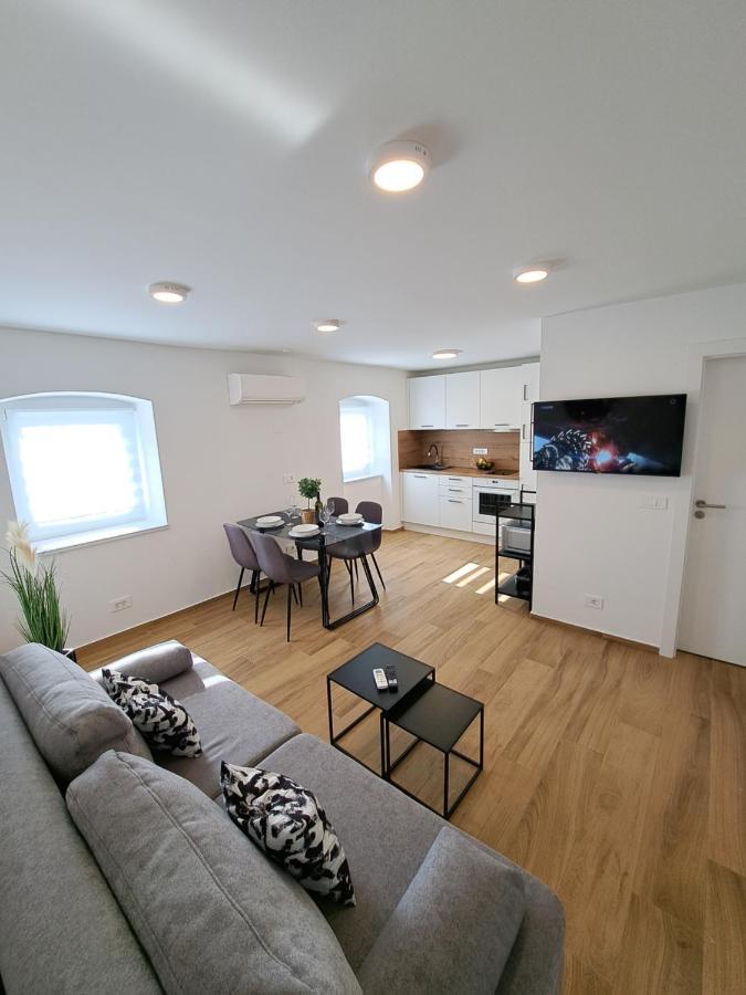 Apartman Tea Mali Lošinj Extérieur photo