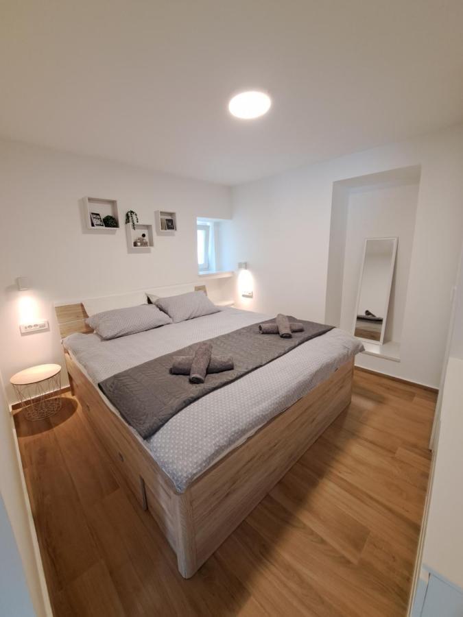 Apartman Tea Mali Lošinj Extérieur photo