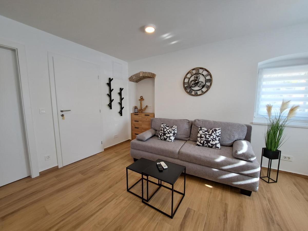 Apartman Tea Mali Lošinj Extérieur photo